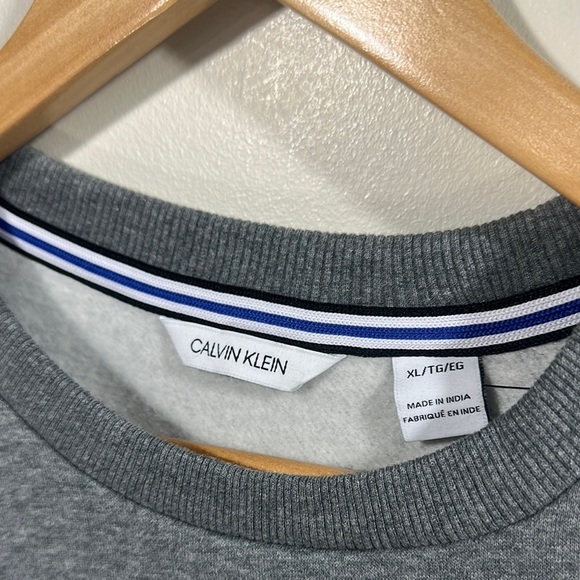 Calvin Klein Gray Crewneck Sweater men’s XL - Picture 3 of 5